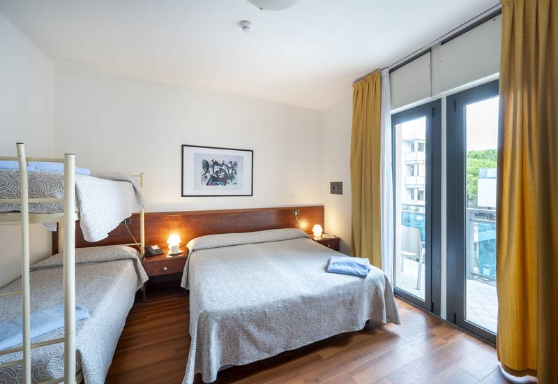 Quadrupla Classic_Aparthotel Olimpia